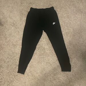 Men’s black Nike jogger
